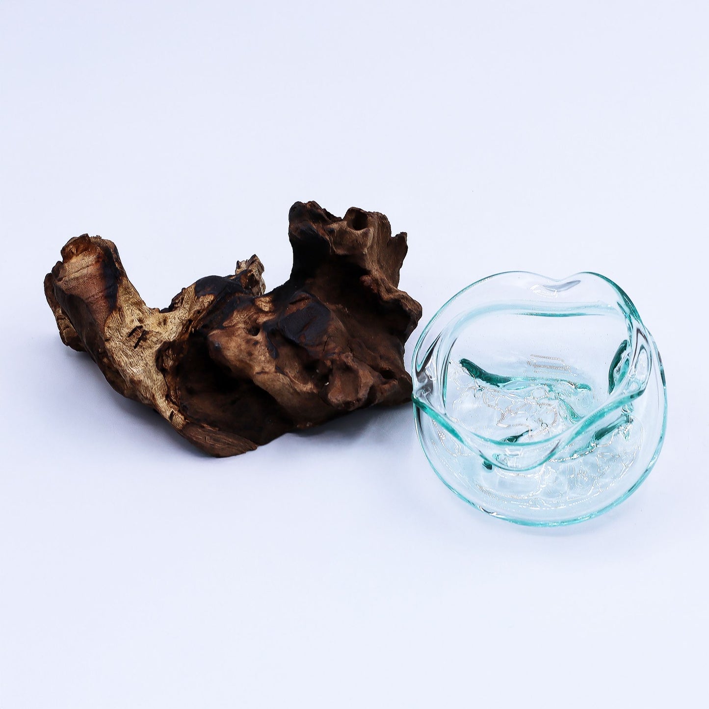 Molten Glass Wavy Bowl on Wood 18cm