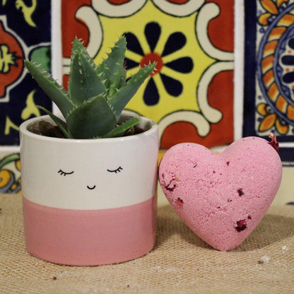 Love Heart Bath Bomb 70g - Ylang & Rose - 5 Pack - DuvetDay.co.uk