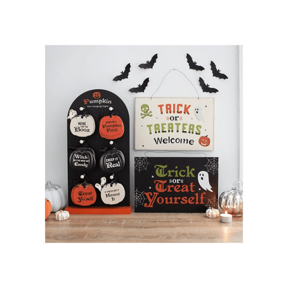 Trick or Treaters Welcome Hanging Sign - DuvetDay.co.uk